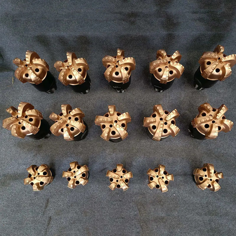 9 5/8 (244.5mm) Matriz Policristalino Diamante Perforación de bits 6 5/8 API PDC Core Bit Blanda a dura