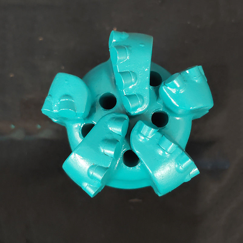 13 3/4 (349.3 mm) Estructura de corte El núcleo de diamante de perforación de alta precisión ISO9001