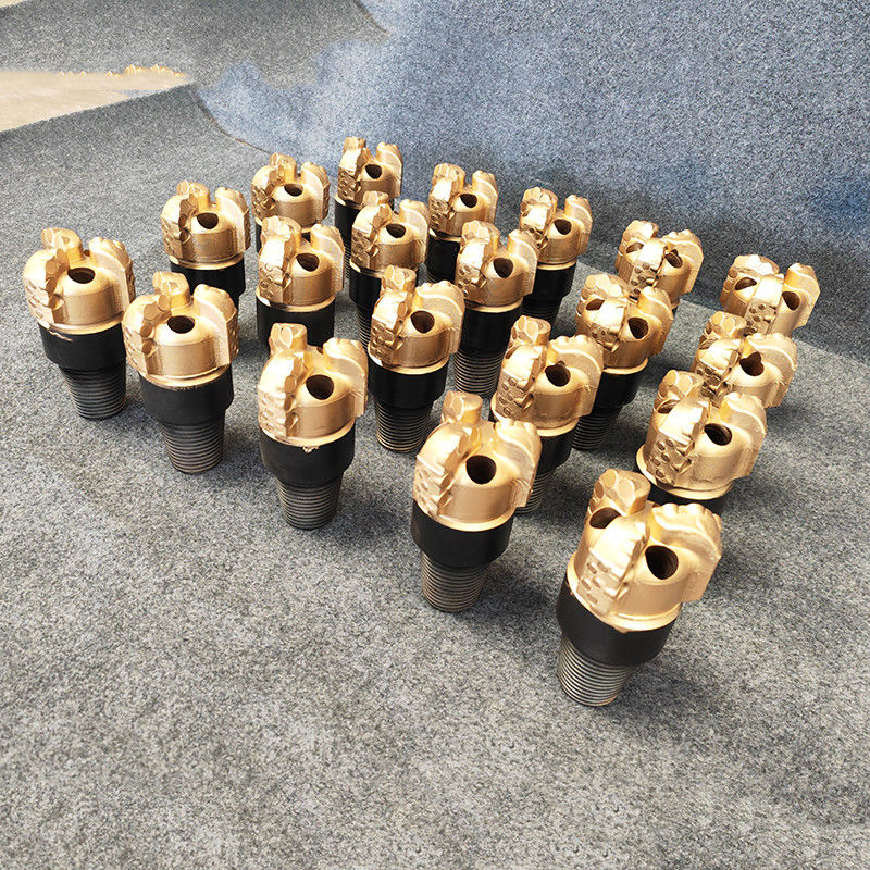 17 1/2 (444.5mm) Energía y minería Pozo de agua PDC Bits 4 años Estructura del cuerpo de acero