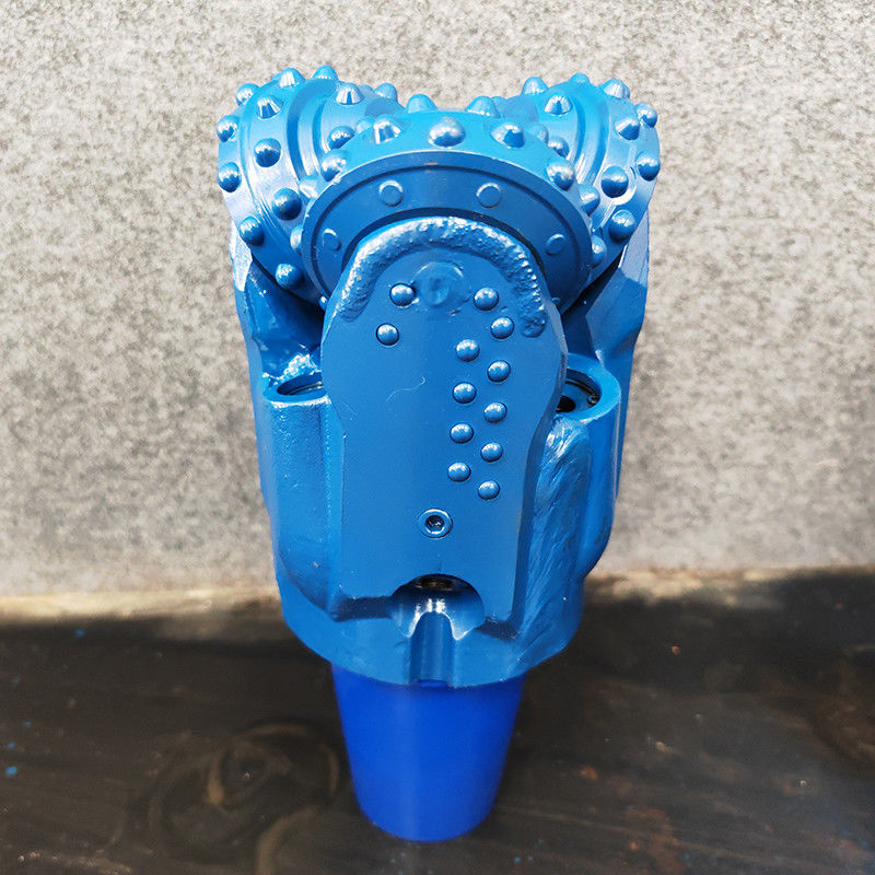 6 1/2 (165,1 mm) Tamaño estándar Reamer de roca Hdd Acero de carbono para rocas duras de campos petroleros