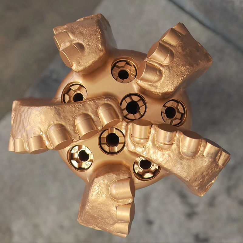 Diseñar bits de control de grado de polimerización personalizados para conexión API 5 1/2' 17 2/1