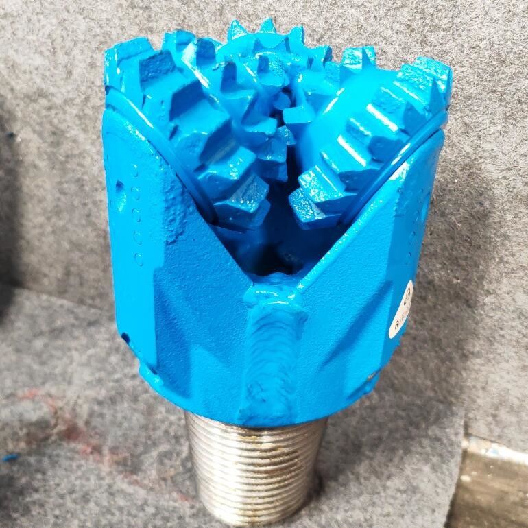 Piezas de cono de rodillo de carburo de trabajo pesado para forjar de precisión Bajo nivel de ruido Larga vida útil