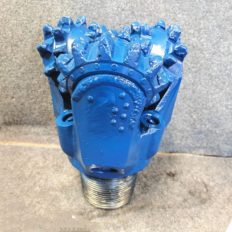 2024 Nuevo producto IADC 217 Tres trozos rotativos de cono con diente fresado para formaciones duras medianas