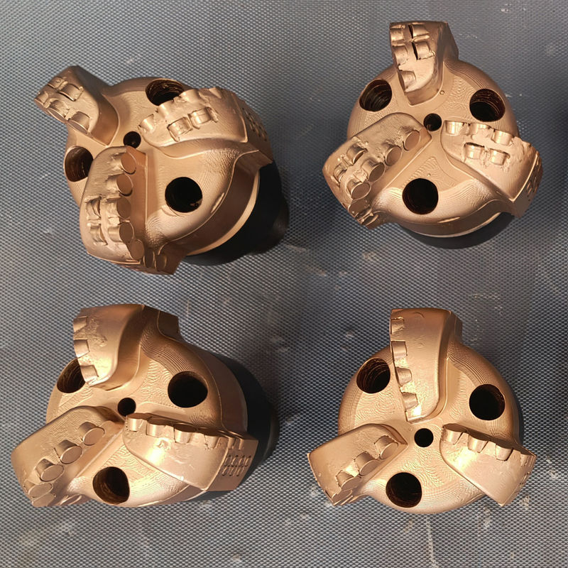 Bits de perforación PDC de cuerpo de acero para formación blanda a media blanda con tamaño personalizable de 98 mm a 3593.7 mm