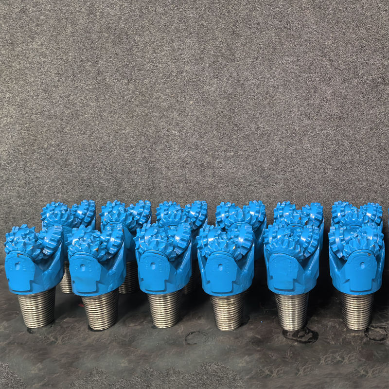 Formaciones duras medianas Tres cono molino de dientes taladro para la perforación de pozos