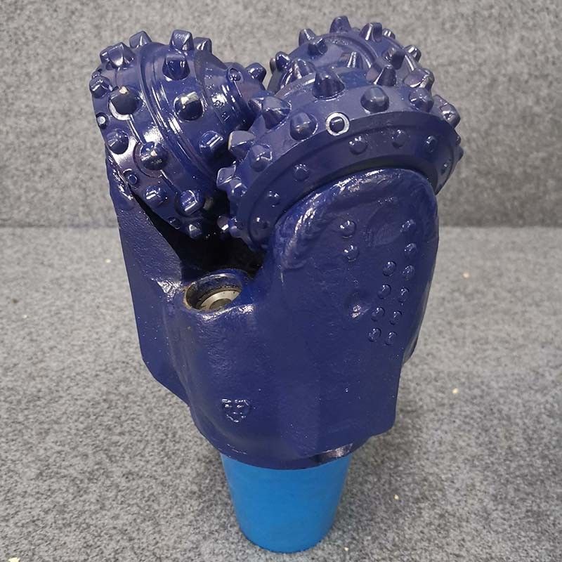 Tecnología avanzada de carburo en trozos de cono de rodillo para perforación en circulación de aire o agua