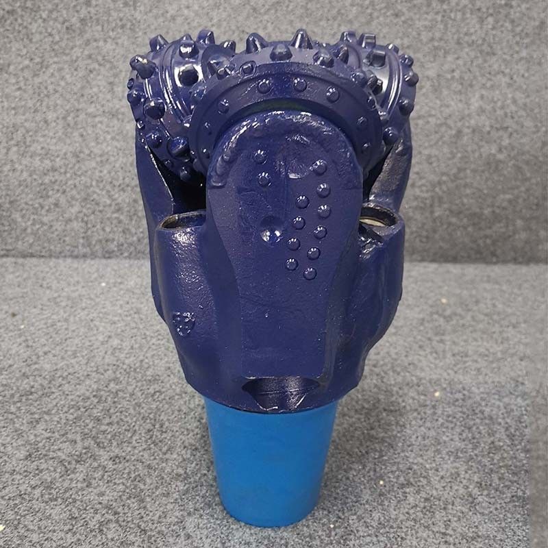 Tecnología avanzada de carburo en trozos de cono de rodillo para perforación en circulación de aire o agua