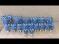 13 3/4 y 12 1/1 y 9 7/8